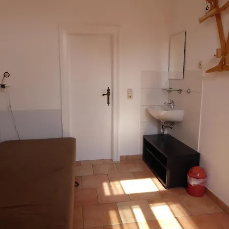 Mutabor Apartment *