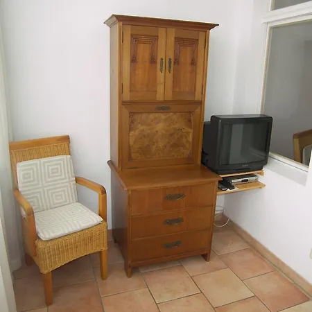 Mutabor Apartment