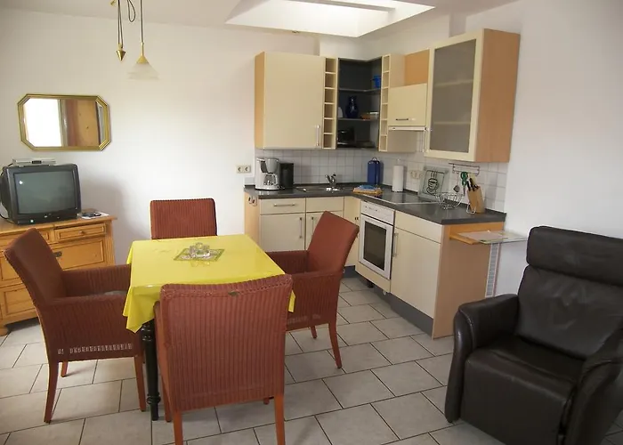 Mutabor Apartment *